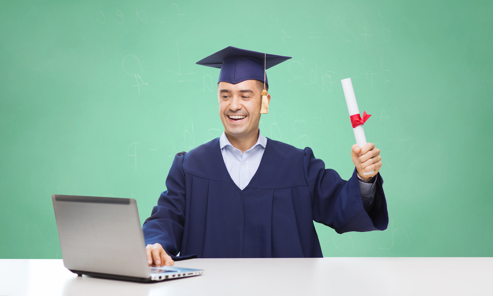 Man graduates from online certificate program